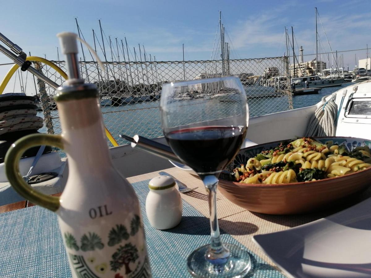 Hotel La Tua Stanza A Vela Sul Mare Bari Exteriér fotografie