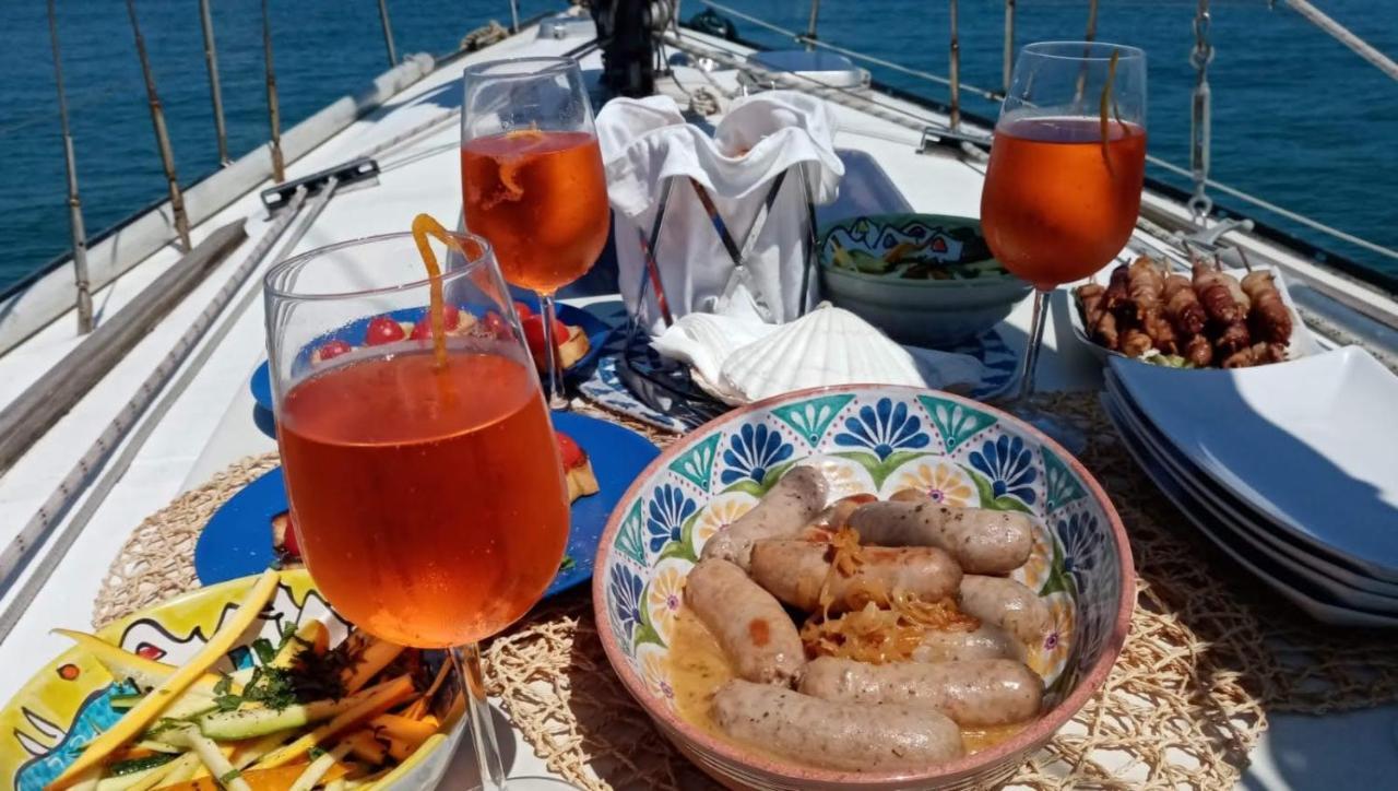Hotel La Tua Stanza A Vela Sul Mare Bari Exteriér fotografie